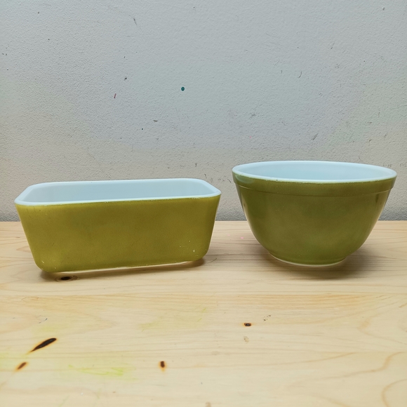 Vintage Green Pyrex Bundle - Picture 2 of 15